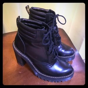 Dr. Martens - Persephone boot